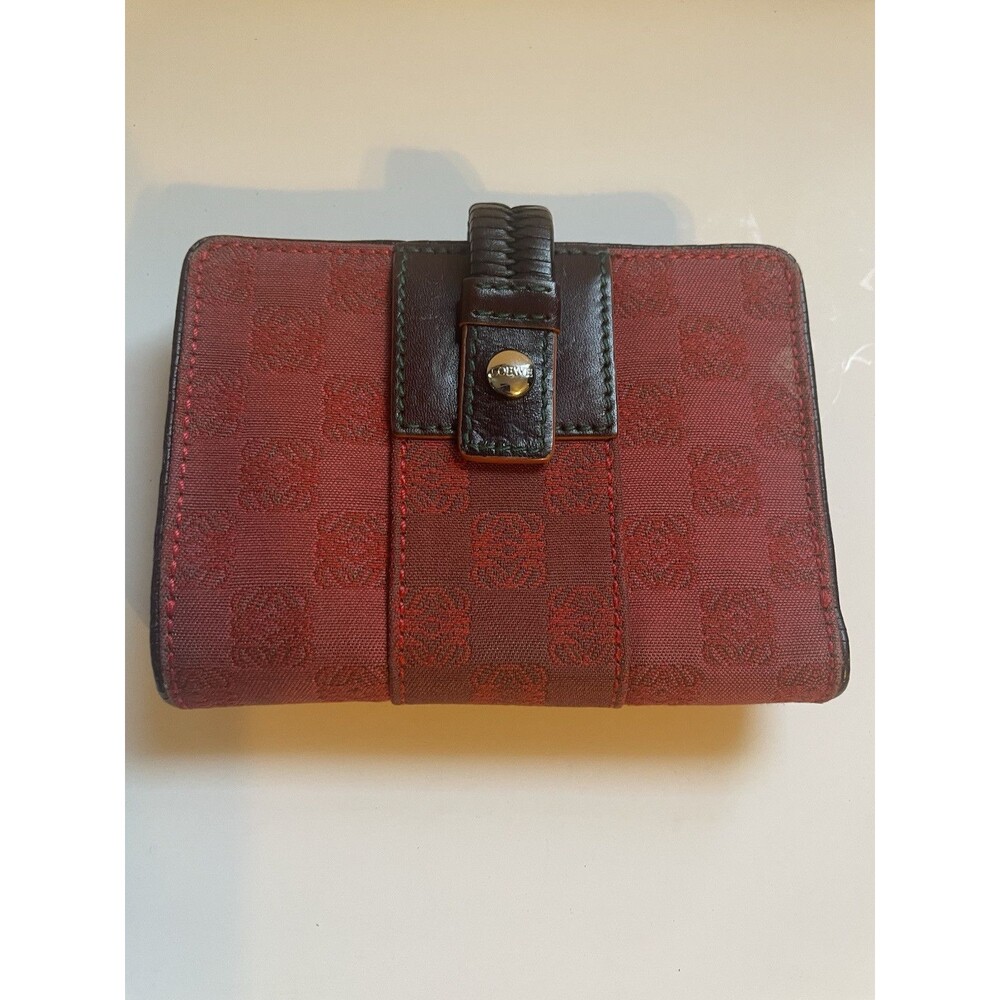 Auth LOEWE Anagram Dark Pink Leather Trifold Wallet